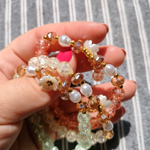 Set of 3 Floral Boho Bracelets - Picture 9 of 12